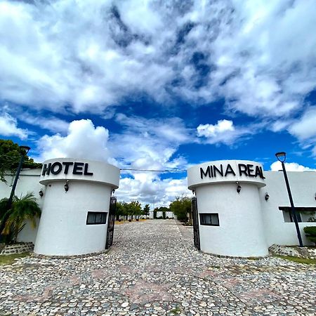Hotel Mina Real Cedral Екстериор снимка