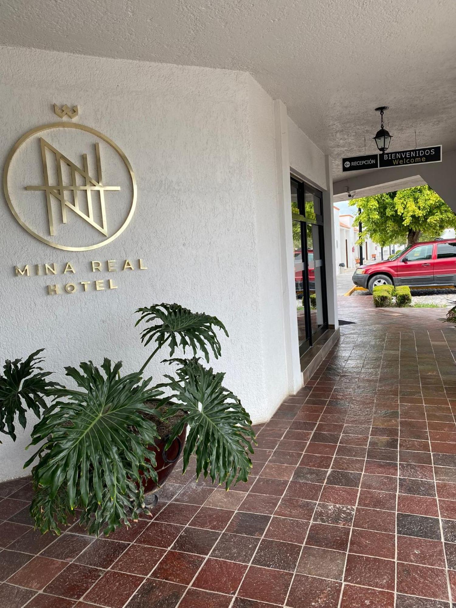 Hotel Mina Real Cedral Екстериор снимка